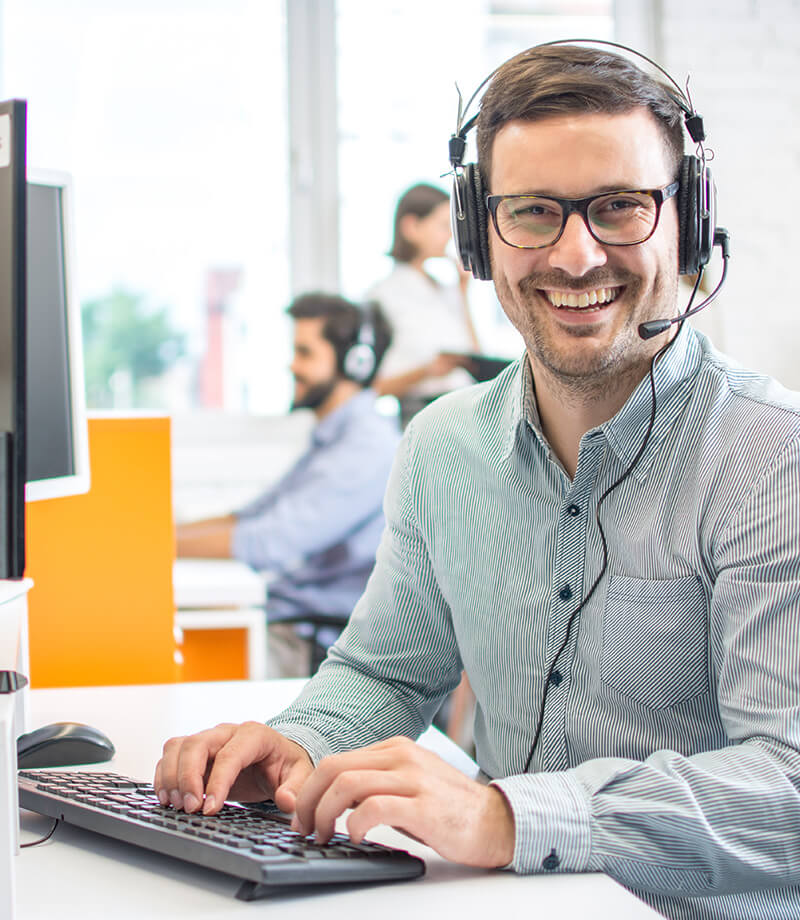 call-center-customer-services-helpdesk-it-live-support-support